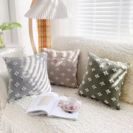 Capa de almofada em linho e algodão natural. Cor bege.