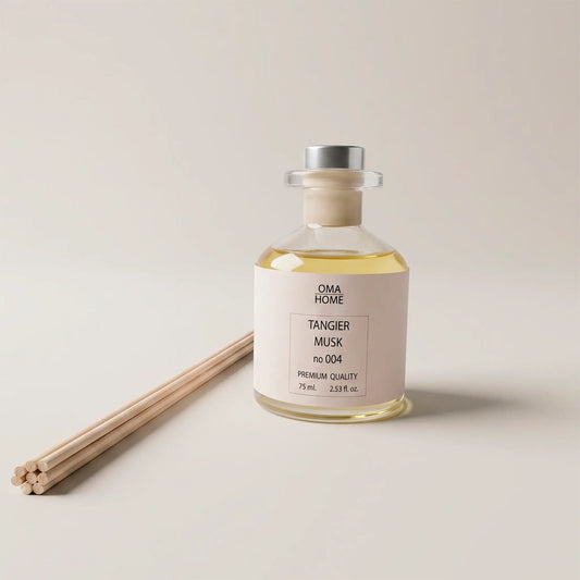 Difusor de aroma Tangier Musk de Omahome cerrado con sticks incluidos. Mikado base natural sin alcohol fabricada en Barcelona, España.
