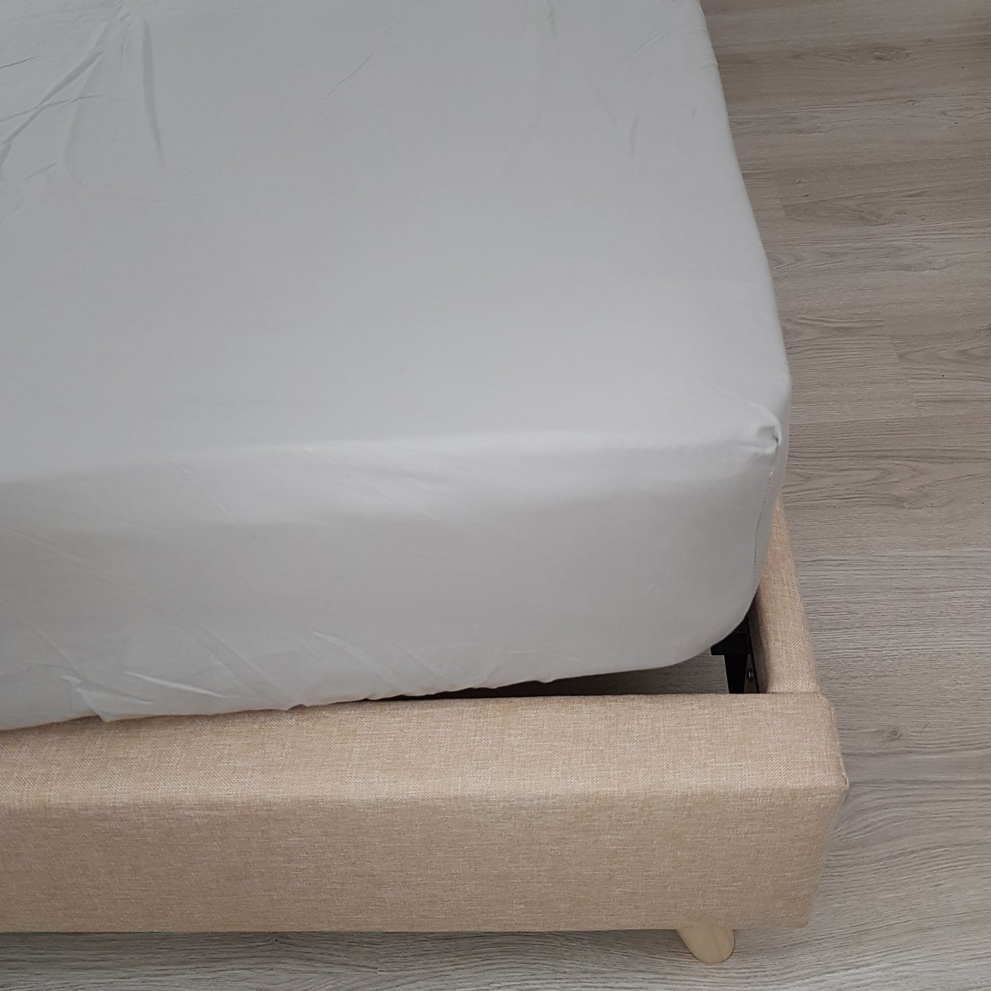 Bajera ajustable unicolor 200TC. Color gris. - Oma Home