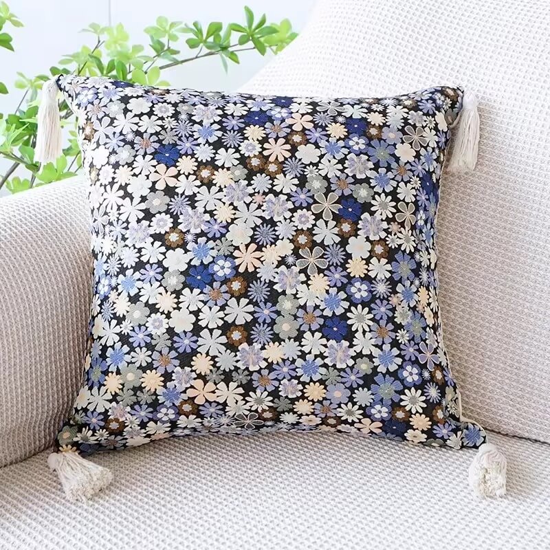 Funda de cojín con flores jacquard azul y blanco: Elegancia y Estilo para tu Hogar