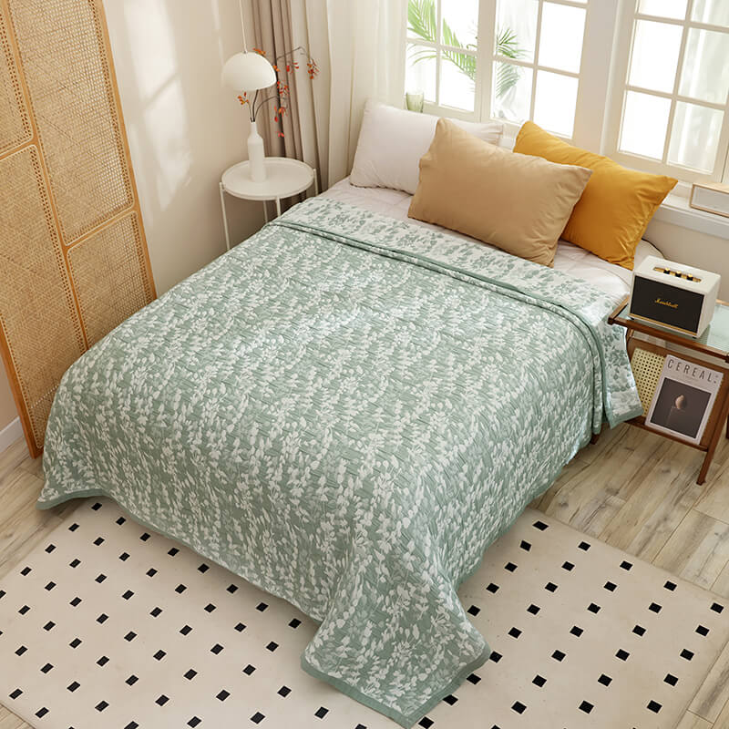 Colcha de Verano Jacquard Algodón Verde con Mini Hojas – Calidad Premum.