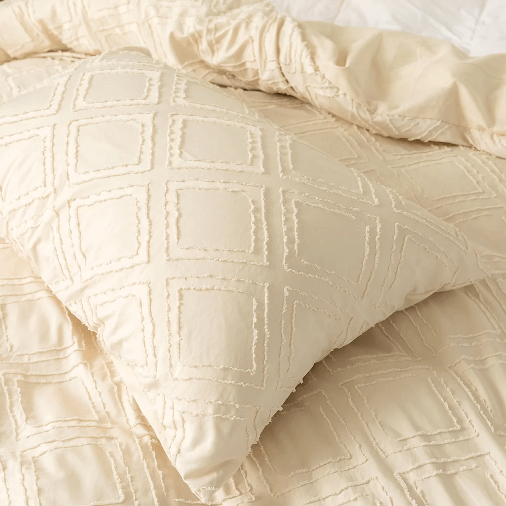 Funda Nórdica beige con rombos en relieve, moderna y extra suave.