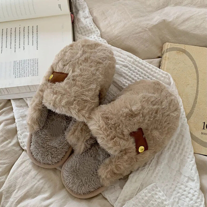 Zapatillas de casa marrón con pelo muy suave, cálidas y cómodas