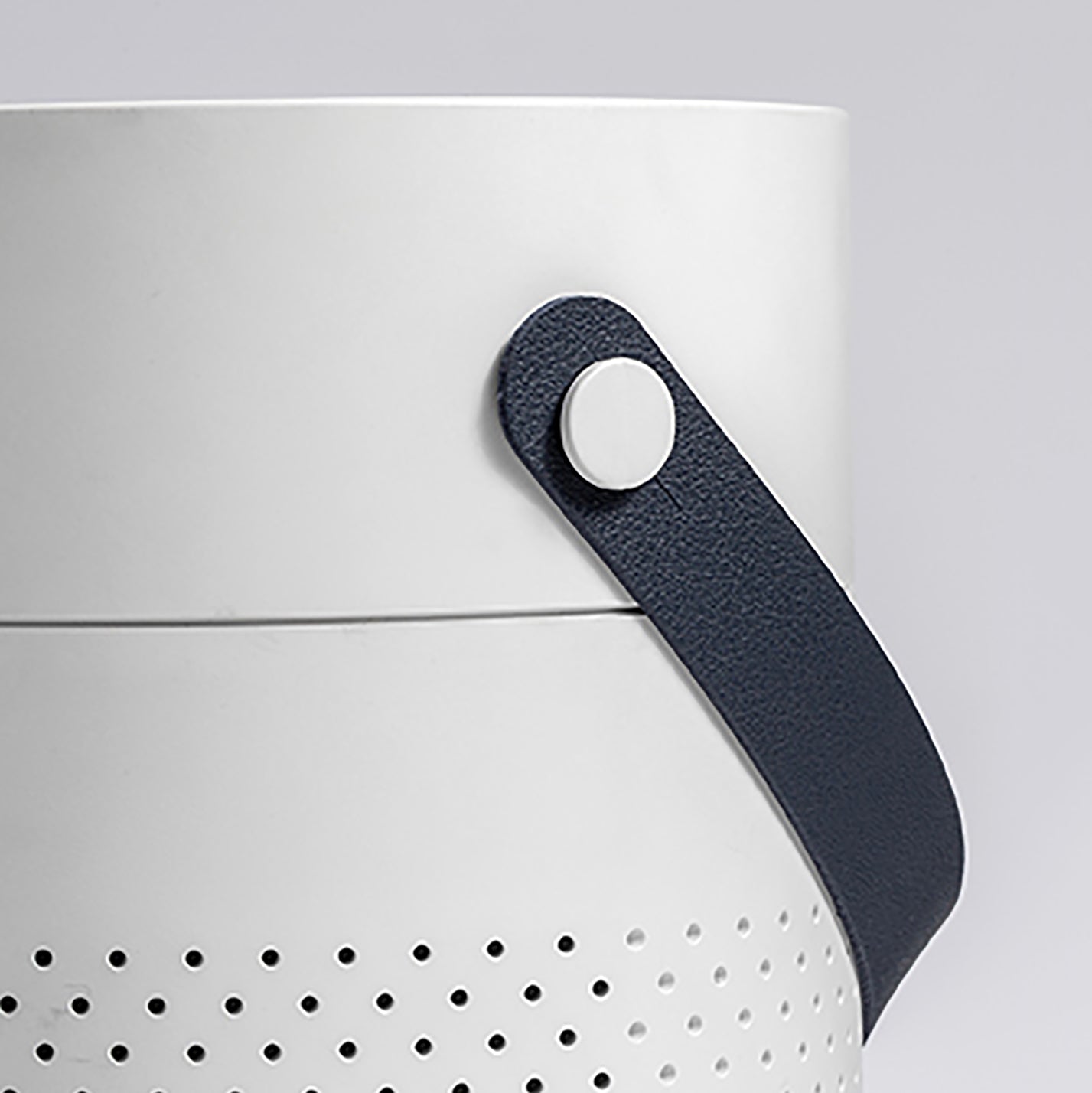 Humidificador Portátil Cylinder. Color Blanco. - Oma Home