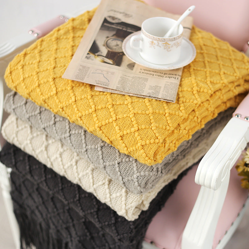 Manta de punto con flecos. Color beige oscuro. - Oma Home