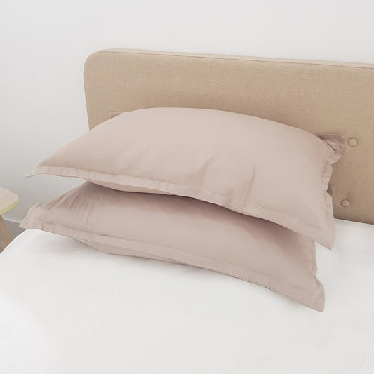 Funda de almohada 200TC. Color marrón claro. - Oma Home