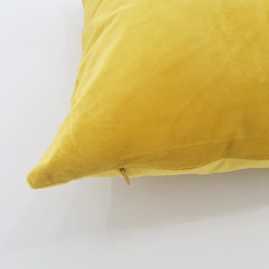 Funda de cojín terciopelo. Color Amarillo. - Oma Home