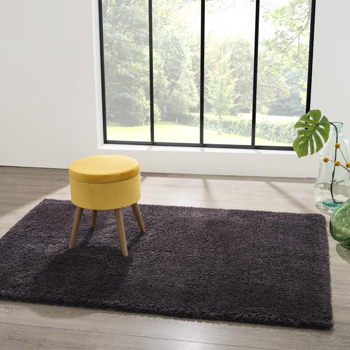 Alfombra pelo largo, color gris oscuro. - Oma Home