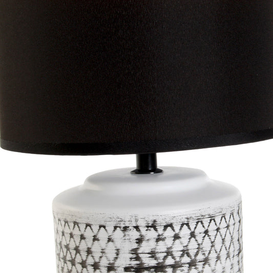 Lámpara de mesita. Pantalla color negro. - Oma Home
