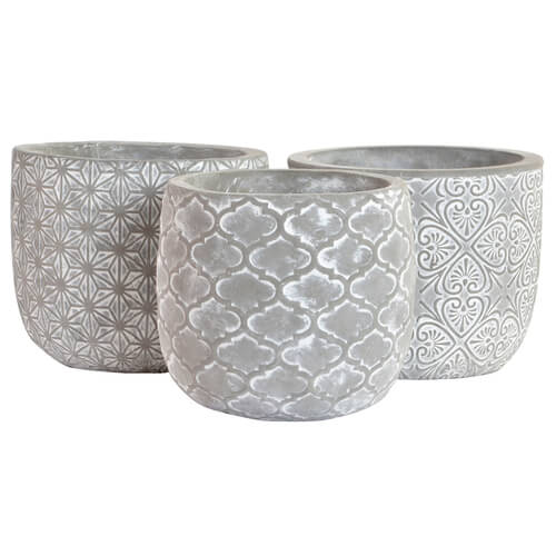 Floreira de cimento elegante e durável com uma forma geométrica. Ideal para Exteriores e Interiores.